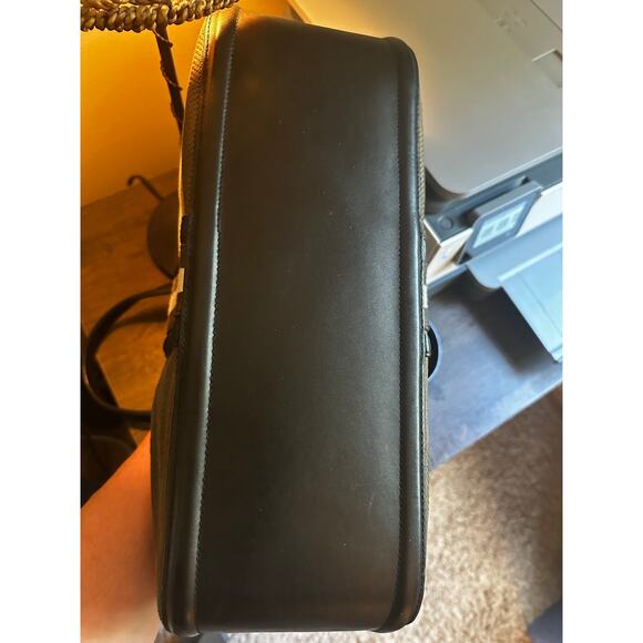 RARE BALLY GREEN W/ STRIPE TOTE W/LEATHER & SILVER HARDWARE/ CLOCHETTE - Picture 11 of 14